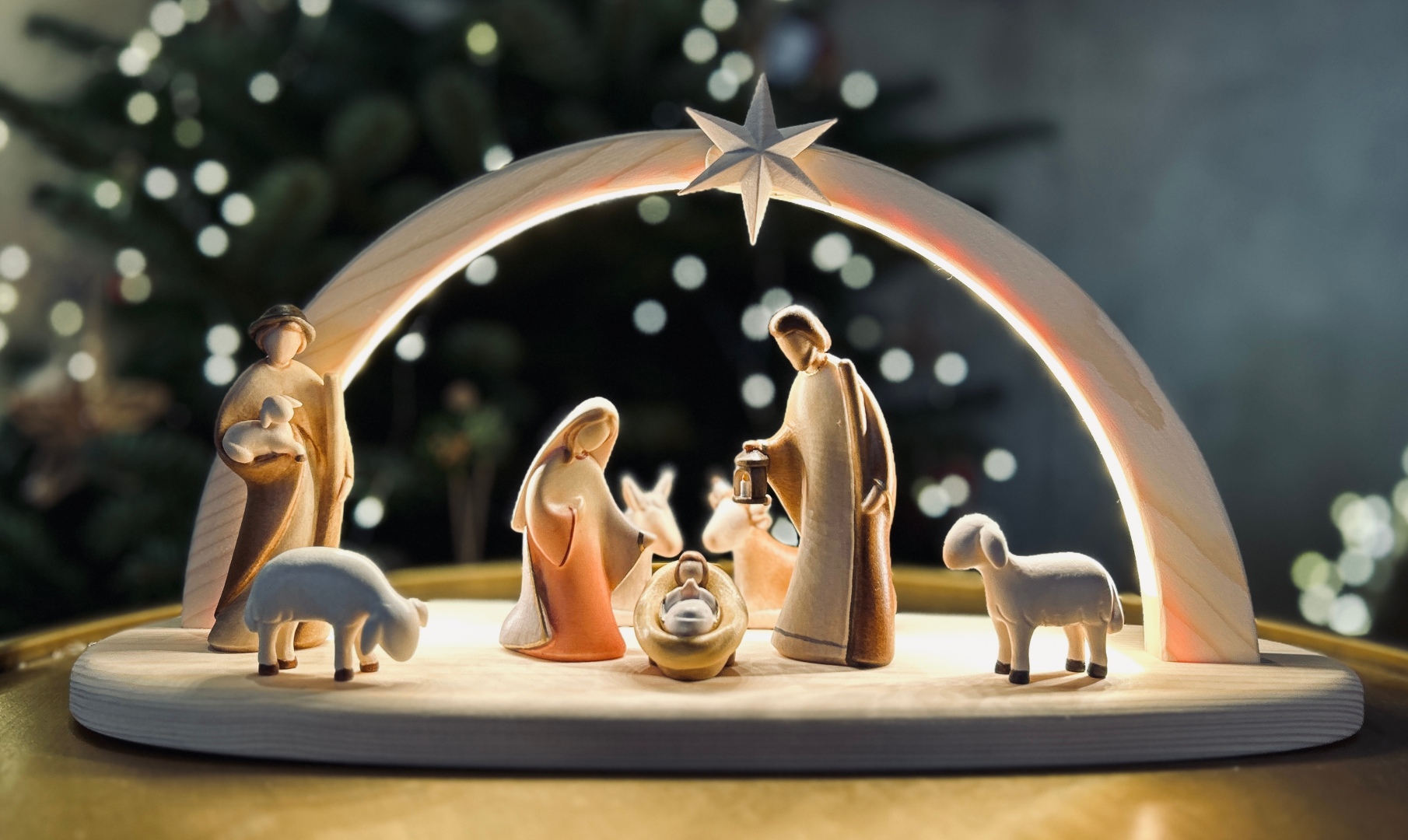 Was symbolisiert das Licht in der Weihnachtskrippe?