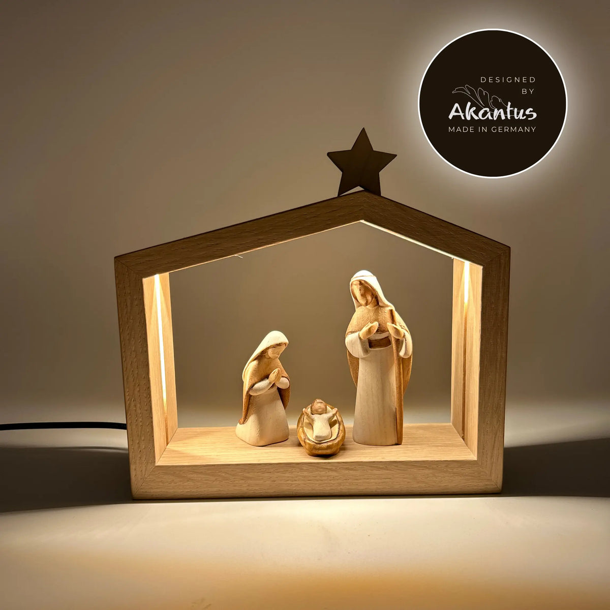 Heilige Familie (3 Figuren) von Akantus bemalt mit Familienhaus "Akantus Design" Eiche natur